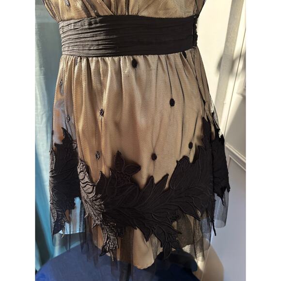 RYU NYE Holiday Gold & Black Tulle Embroidered Polka Dot Appliqué Flower Trim - Picture 9 of 10